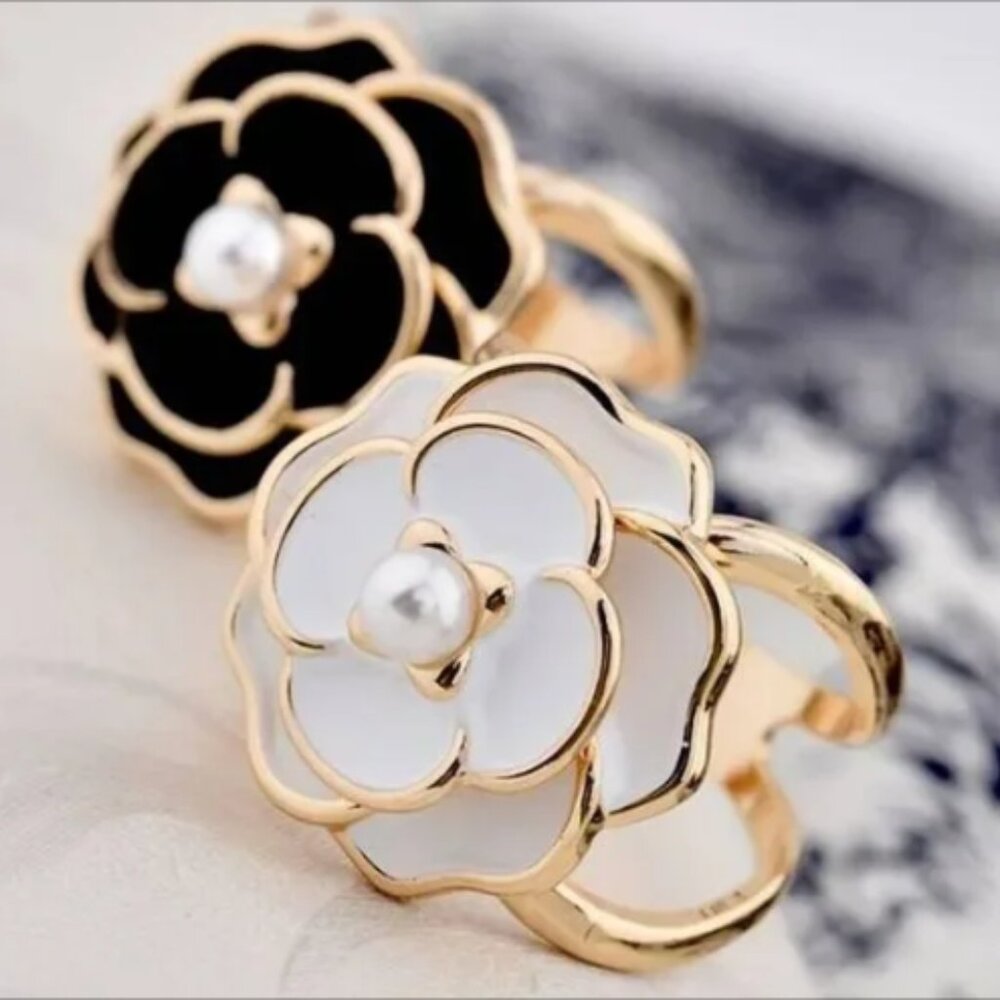 ELEGANT FLORAL SCARF RINGS - Picture 3 of 6